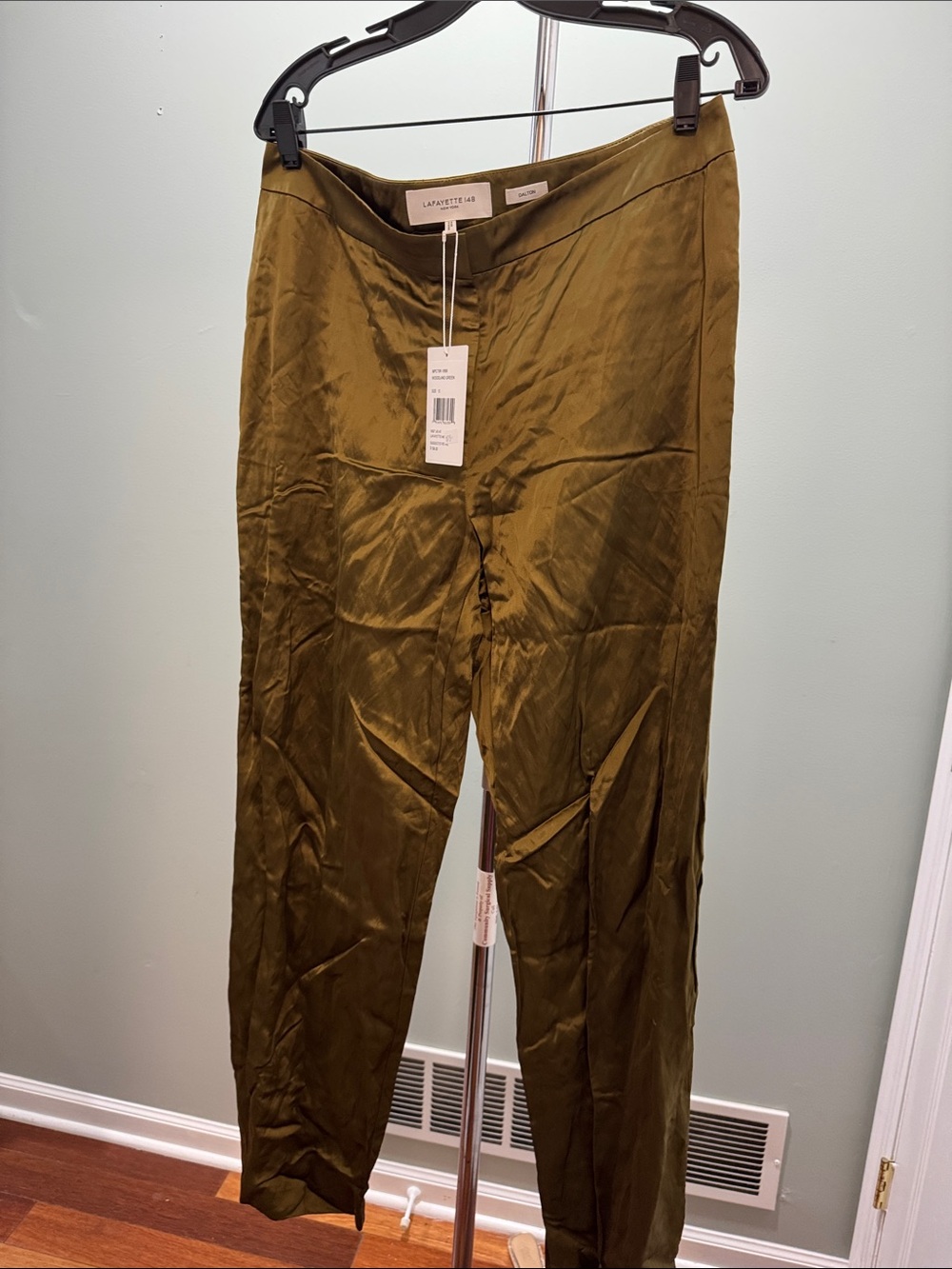 Lafayette 148 New York Olive Silk-Blend Trousers